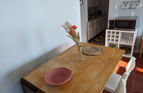 Woodstock Apartment | Sun-filled, private 2 Bdrm Apt, 1 block to subway