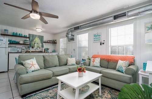 Fulton House | Sun Harbor Cottages