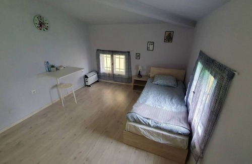 Odesos Apartment | Sun House Guest Rooms (5)