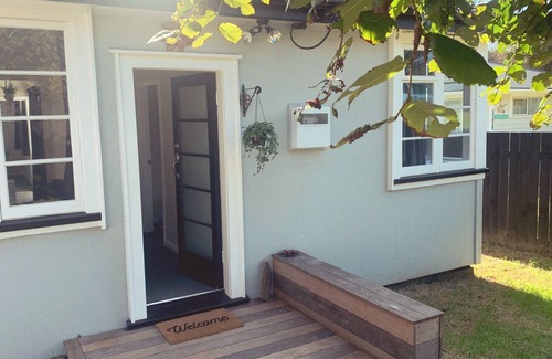 Waitarere Beach House | Sun Kissed Beach Haven