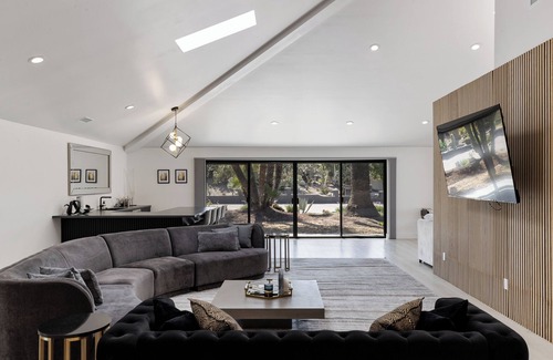 Valley Center House | Sun-Kissed Estate Pool Tennis Mountain Views