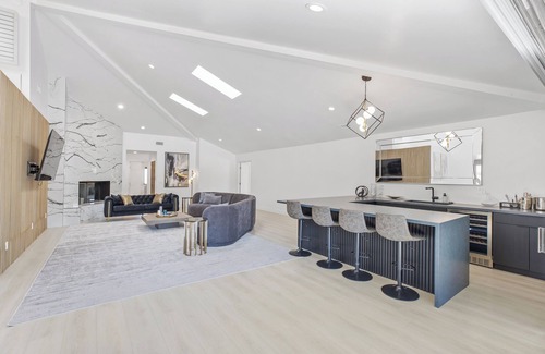 Valley Center House | Sun-Kissed Estate Pool Tennis Mountain Views