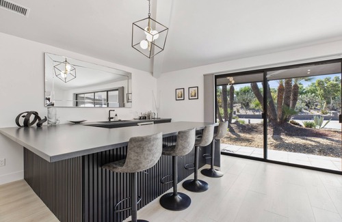 Valley Center House | Sun-Kissed Estate Pool Tennis Mountain Views