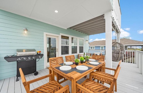 Pointe San Luis House | Sun-Kissed Swankienda