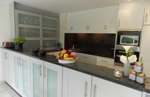 Pervijze House | Sun-kissed Villa in Diksmuide With Garden, Sauna