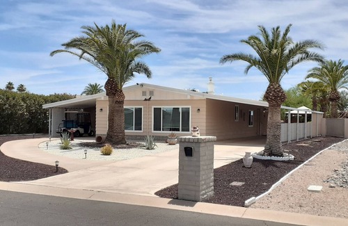 Chandler House | Sun Lakes 45 yrs and over in Chandler AZ. with free golf cart.