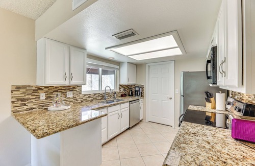 Sun Lakes House | Sun Lakes Home w/3 Pools in Retirement Community