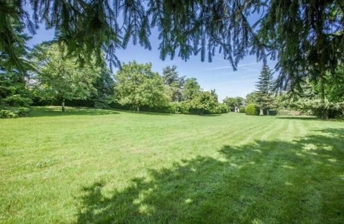 Bazoges-en-Pareds Bed & Breakfast | Sun Room