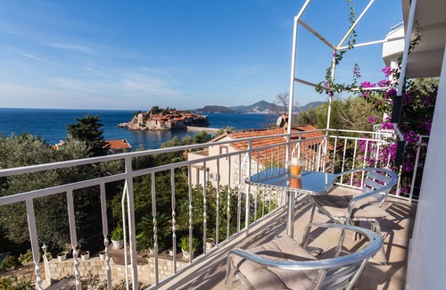 Sveti Stefan Apartment | Sun Rose One Bedroom Apartment With Sea View
