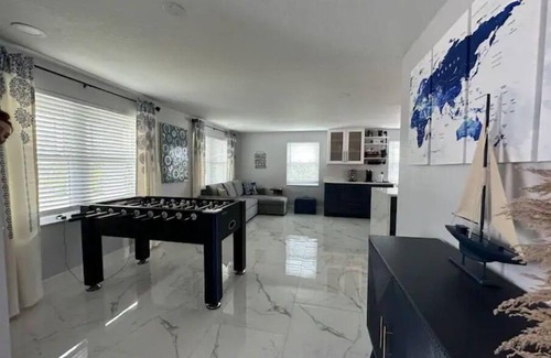 Tampa House | Sun & Salt Air House-3BR home w/patio,pool,firepit
