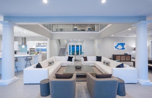 Rum Point Villa | Sun Salutations