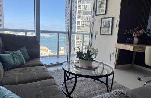 Downtown Miami Apartment | Sun&Sea IconBrickell Unit