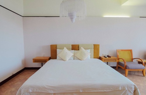 Thuan An Resort | Sun & Sea Resort- Deluxe Unit 1