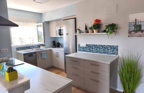 Javea Apartment | Sun, sea & spectacular views in superb situation steeped in sunshine!