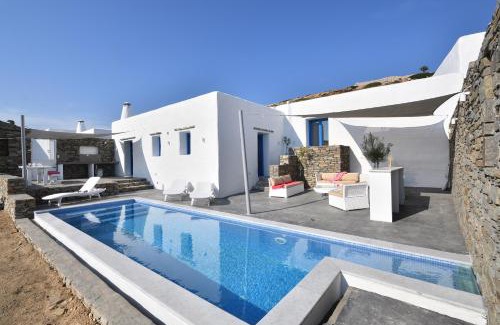 Krotiri Apartment | Sun set in krios