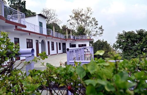 Kuthar House | Sun Shine Haven Retreat