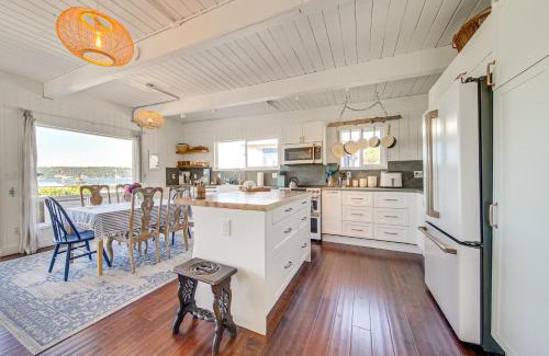 Langley House | Sun-Soaked Sandy Point Haven with Beach Access!