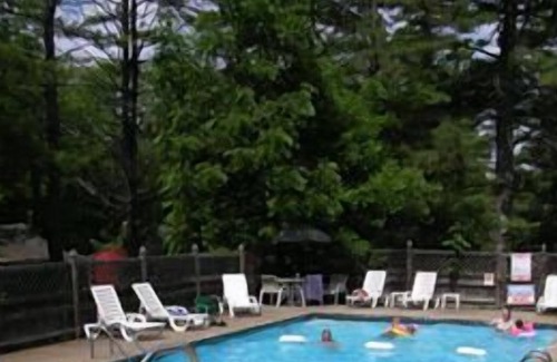Weirs Beach Resort | Sun Valley Cottages