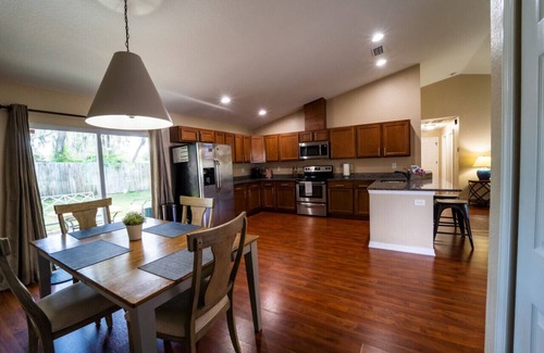 Temple Crest House | Sun Villa – Pet-Friendly 3BR/2BA Home Near USF & Moffitt with Fenced Yard