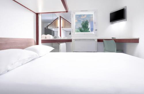 Parow Hotel | SUN1 Parow Cape Town