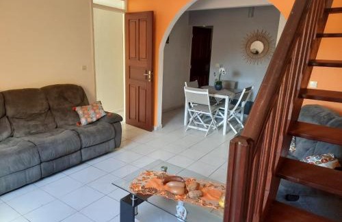 Port-Louis House | Sunbeachparadise