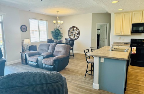 Mesquite Condo | Sunbeam Springs by Mesquite Vacation Rentals with Community Amenities and $510 in free daily activities