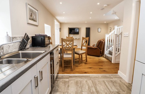 Tunstall Cottage | Sunbird Cottage