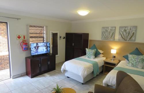 Garsfontein Apartment | Sunbird Garden Cottage