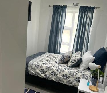 Trawal House | Sunbird Poolhouse