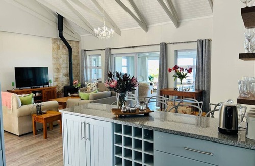 Chanteclair House | Sunbird Villa | Sea and mountain escape