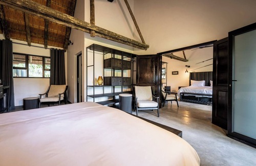 Thorny Bush Game Reserve Cabin | Sunbirds Oasis Lodge