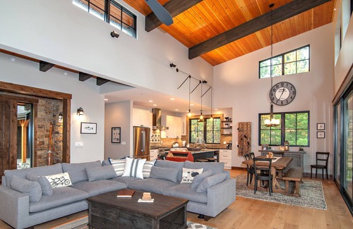 Cle Elum House | Suncadia 4 BR Home Sleeps 10 ~ Welcome to Big Rock Retreat