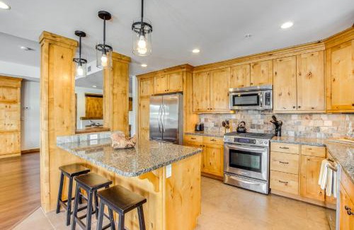 Cle Elum Apartment | Suncadia Resort Condo with Seasonal Pool Access!