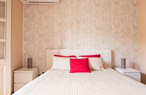 San Felipe Neri Apartment | Suncity loft Carreteria