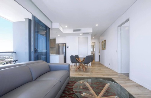 Southport Apartment | Sundale at Southport Resort style Panorama