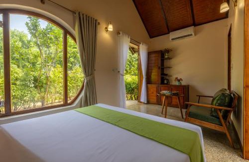 Tan Lac Cabin | Sundara Retreat