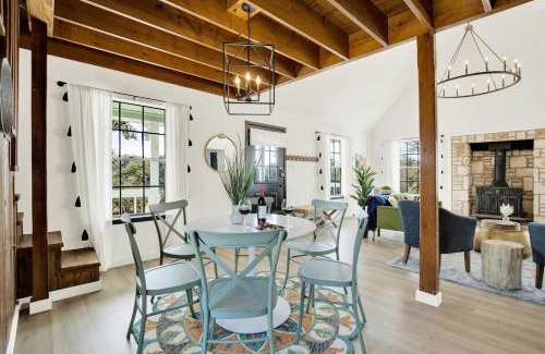 Fredericksburg House | Sunday Circle - Hot Tub & Hill Country Wine Trail