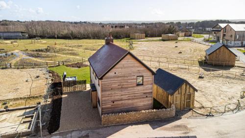 Holworth House | Sunday Sun BR31 Silverlake Dorset