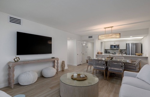Sanibel Condo | Sundial F403 - "Beach Bliss"