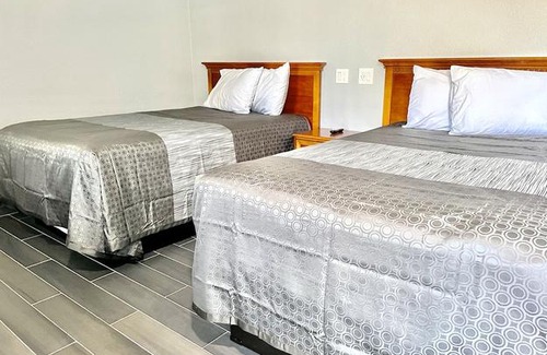 Downtown Hotel | Sundial Lodge