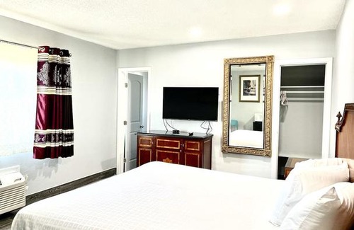 Downtown Hotel | Sundial Lodge