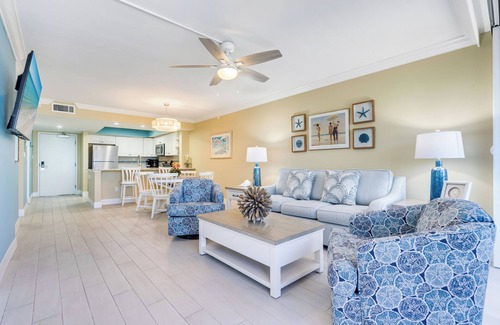 Sanibel Condo | Sundial of Sanibel B307, Direct Beachview