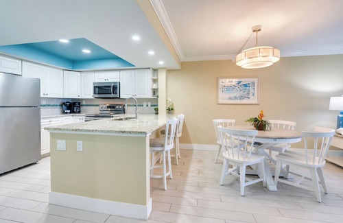 Sanibel Condo | Sundial of Sanibel B307, Direct Beachview