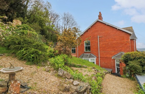 Braunton House | SUNDIAL, pet friendly, character holiday cottage in Braunton