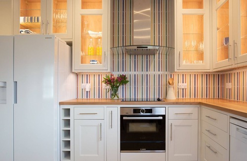 Chipping Campden Cottage | Sundown Lodge - sleeps 4 guests in 1 bedroom, Weston Subedge