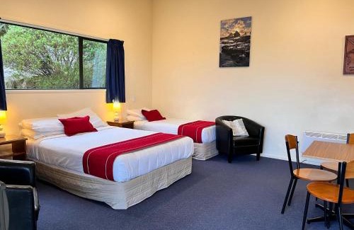 Greymouth Hotel | Sundowner Motel