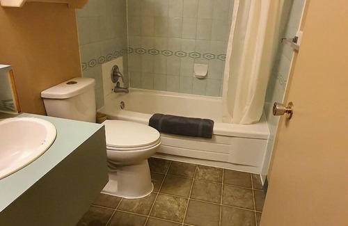 Sundre Hotel | Sundre Motor Inn