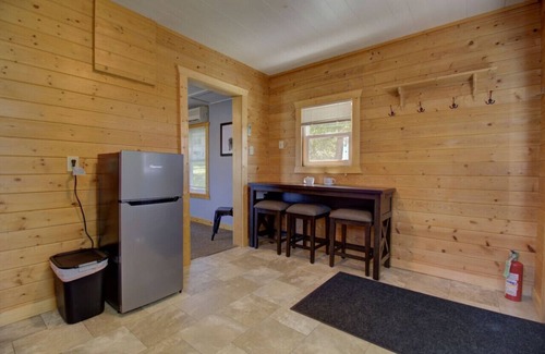 Clitherall Cabin | Sunfish Cabin - Lakefront | Kayak| Families, Pets | Legacy Lakeside Resort