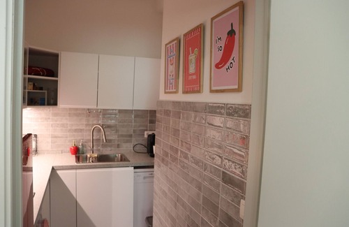 Ukkel Apartment | Sunflora apartment in the heart of Brussels in a luxury building