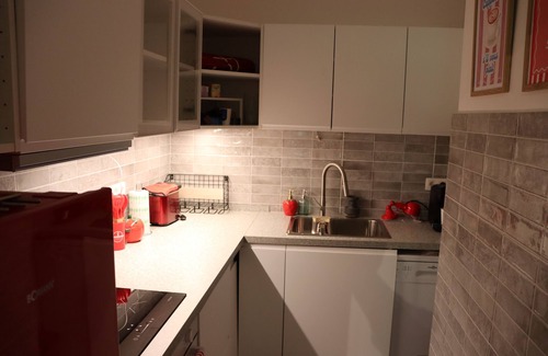 Ukkel Apartment | Sunflora apartment in the heart of Brussels in a luxury building